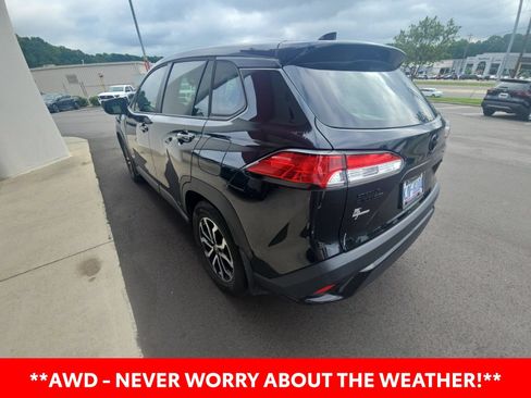 Used 2023 Toyota Corolla Cross AWD Hybrid image 7