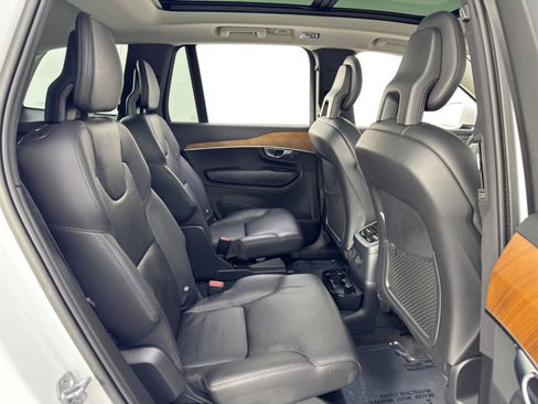 Used 2022 Volvo XC90 T8 Inscription Expression w/ Advanced Package image 43
