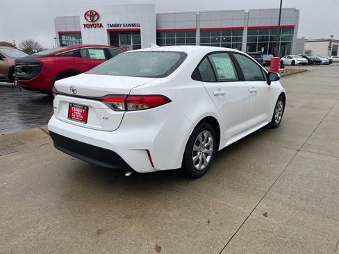 Used 2026 Toyota Corolla LE image 5