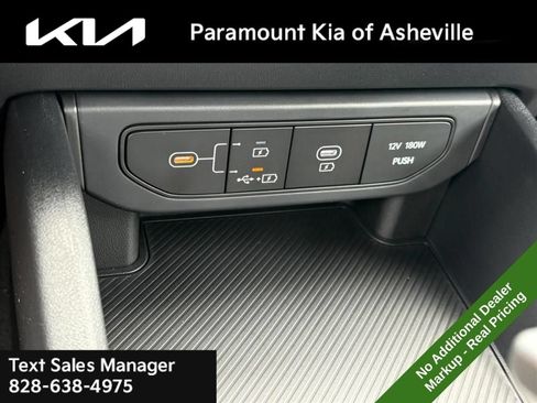 New 2026 Kia K4 FWD image 24