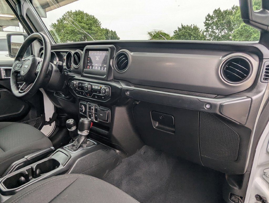 Used 2022 Jeep Gladiator Sport AWD/4WD image 22