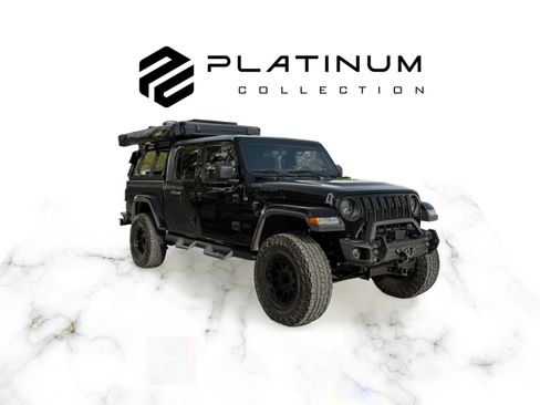 Used 2020 Jeep Gladiator Sport AWD/4WD image 1