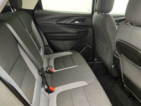 Used 2023 Chevrolet TrailBlazer LT FWD image 21