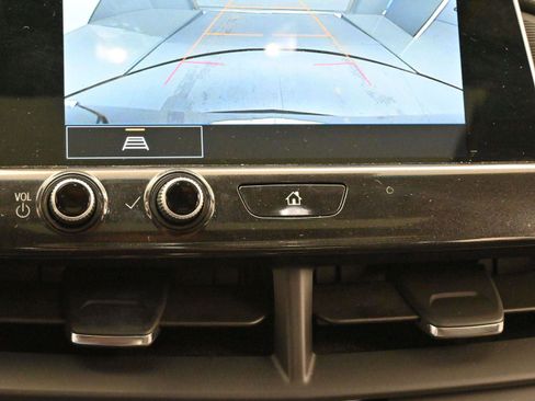 Certified 2022 Cadillac CT4 Luxury w/ Sun And Sound Package image 22