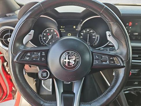 Used 2021 Alfa Romeo Stelvio Ti Sport AWD/4WD image 13