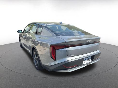 Used 2025 Kia K4 LXS image 5