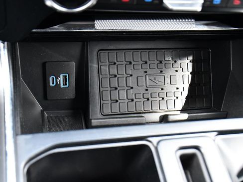 Used 2023 Ford F150 Lariat w/ Equipment Group 502A High image 30