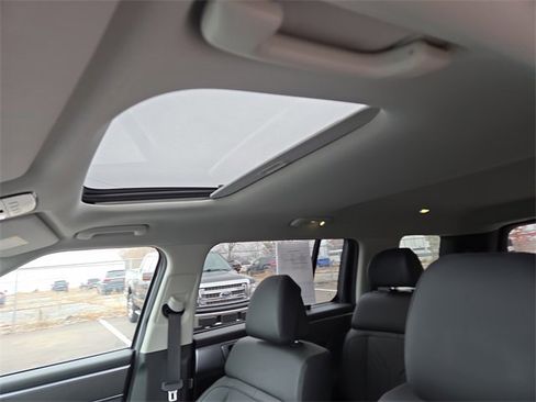 Used 2024 Hyundai Santa Fe XRT image 26