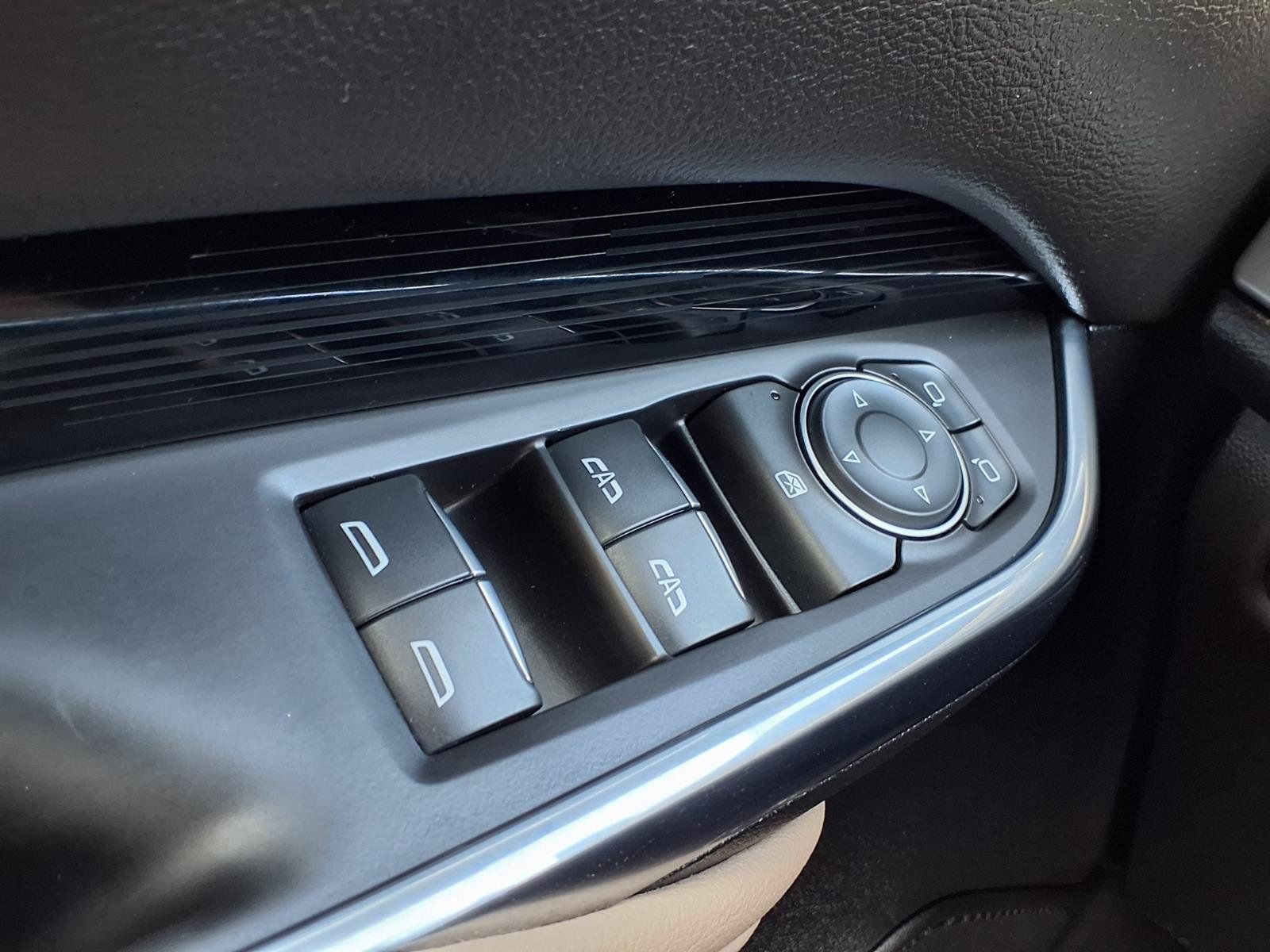 Used 2024 Cadillac XT4 Luxury FWD image 20