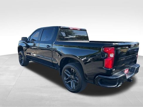 Used 2023 Chevrolet Silverado 1500 RST w/ Z71 Off-Road Package AWD/4WD image 2
