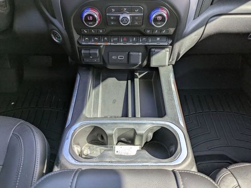 Used 2020 GMC Sierra 1500 SLT image 19