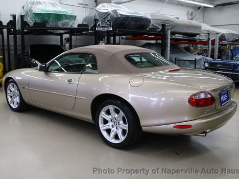 Used 2002 Jaguar XK8 Convertible RWD image 52