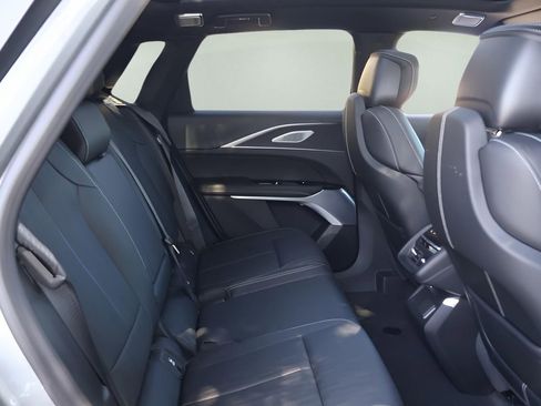 New 2026 Cadillac Lyriq V image 18