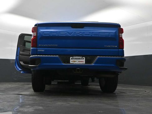 Used 2022 Chevrolet Silverado 1500 Custom AWD/4WD image 30