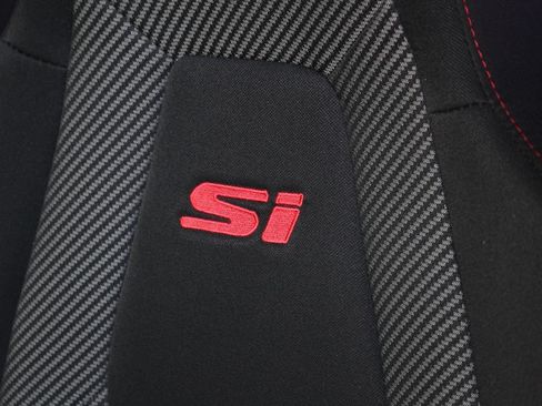 Used 2018 Honda Civic Si image 9
