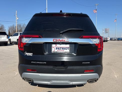 Used 2023 GMC Acadia SLT image 4