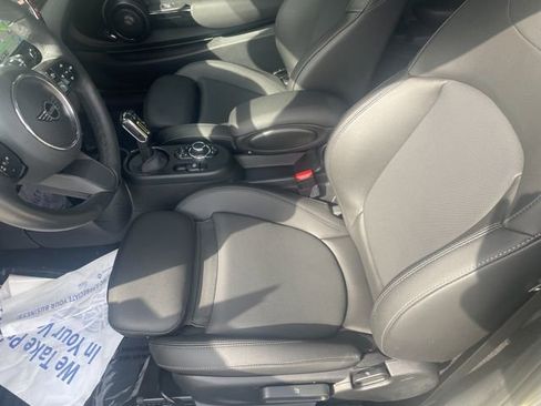 Used 2024 MINI Cooper SE image 21