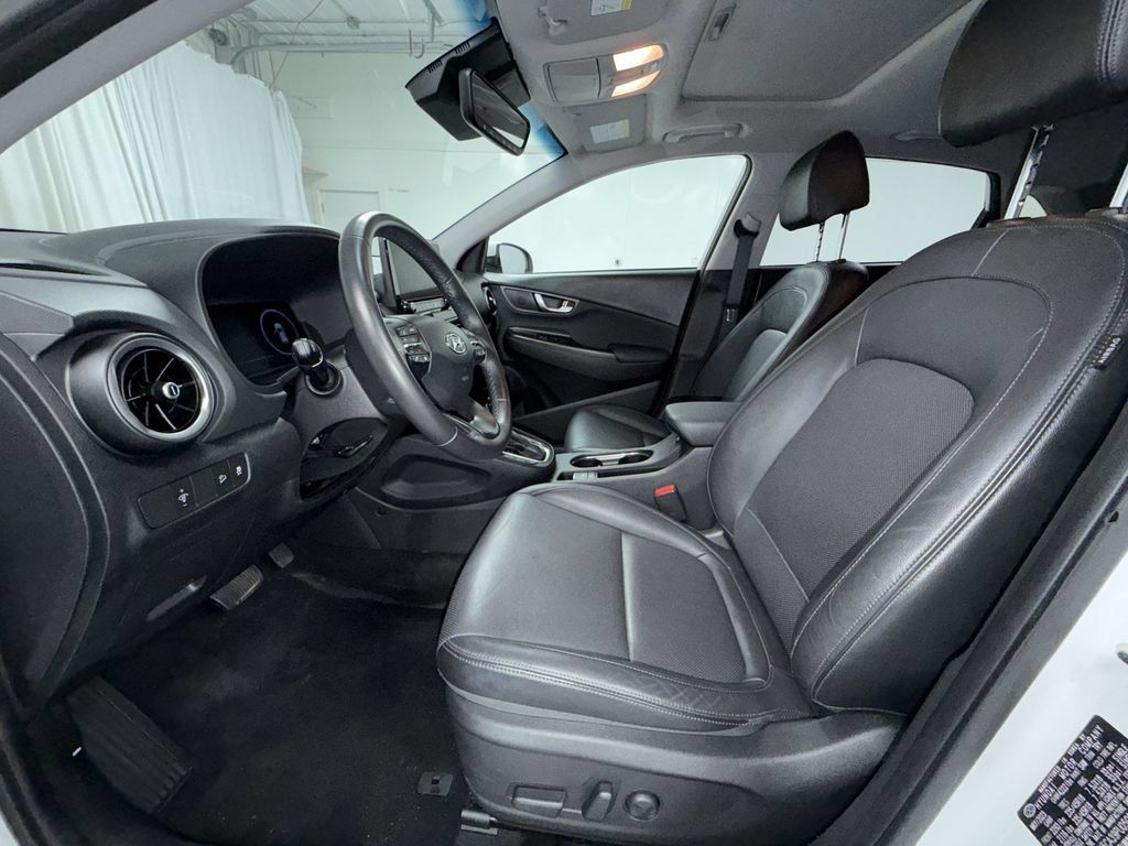 Used 2023 Hyundai Kona Limited AWD/4WD image 15