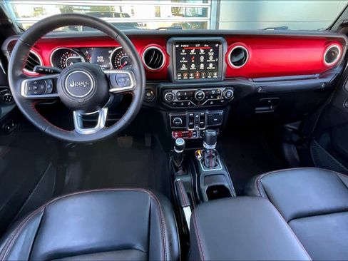 Used 2022 Jeep Gladiator Rubicon w/ LED Lighting Group image 16