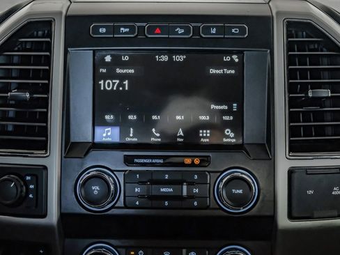 Used 2021 Ford F250 Lariat image 26