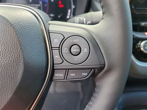 New 2026 Toyota Corolla SE FWD image 19