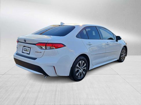 Used 2022 Toyota Corolla LE image 8
