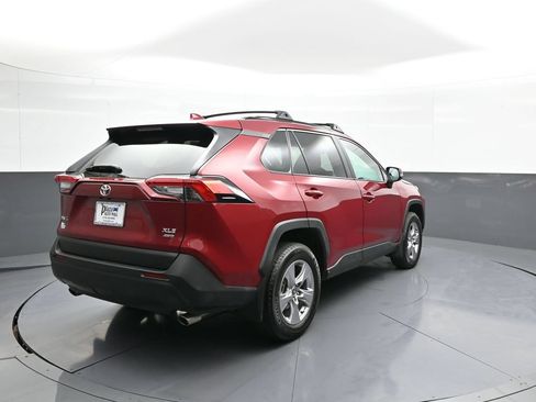 Certified 2025 Toyota RAV4 XLE w/ Convenience Package AWD/4WD image 6