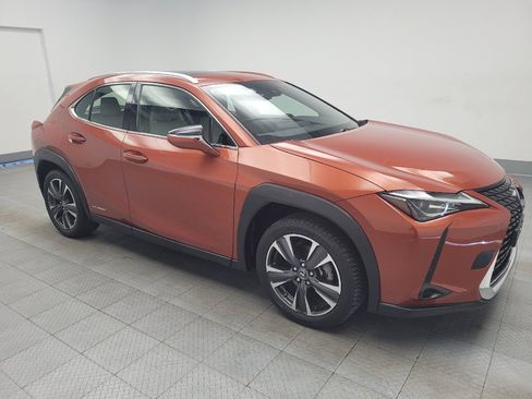 Used 2019 Lexus UX 250h w/ Premium Package image 11