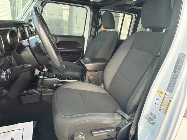 Used 2018 Jeep Wrangler Unlimited Sport S AWD/4WD image 24