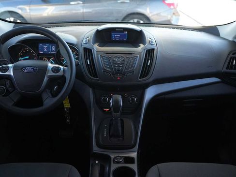 Used 2015 Ford Escape SE image 10
