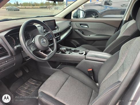 Used 2021 Nissan Rogue SV image 14