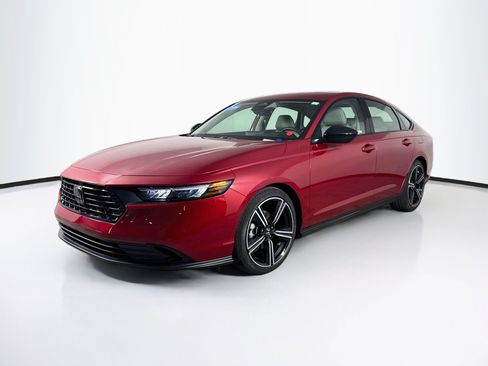 Certified 2026 Honda Accord SE image 4