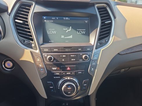 Used 2019 Hyundai Santa Fe XL FWD image 22