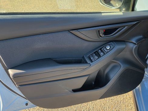 Used 2023 Subaru Crosstrek 2.0i Premium image 31