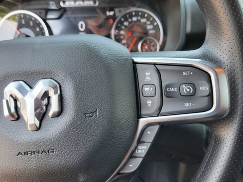 New 2026 RAM 1500 Express AWD/4WD image 28