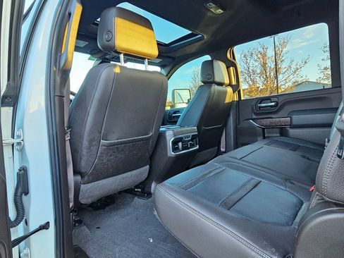 Used 2020 GMC Sierra 2500 Denali w/ Denali Ultimate Package AWD/4WD image 22