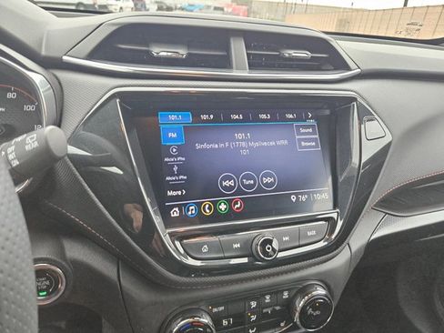 Used 2023 Chevrolet TrailBlazer RS w/ Sun and Liftgate Package image 18