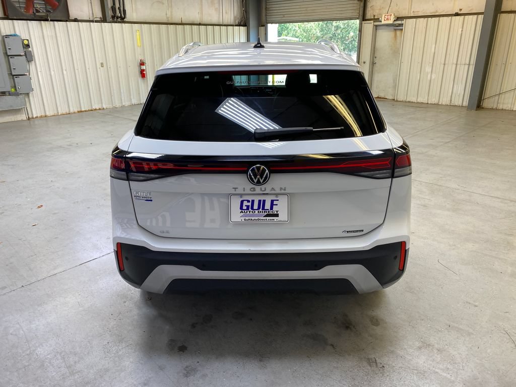 Used 2026 Volkswagen Tiguan SE AWD/4WD image 7