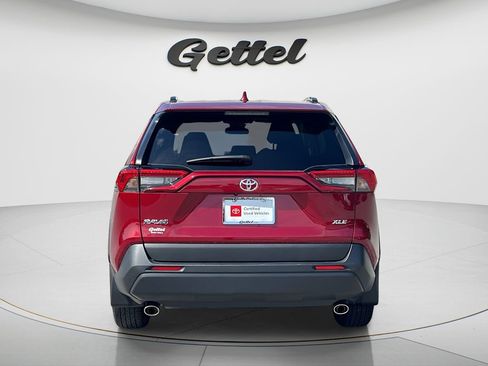 Used 2025 Toyota RAV4 XLE w/ Convenience Package FWD image 6