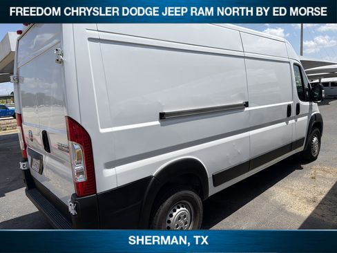 Used 2025 RAM ProMaster 2500 w/ Convenience Group FWD image 5