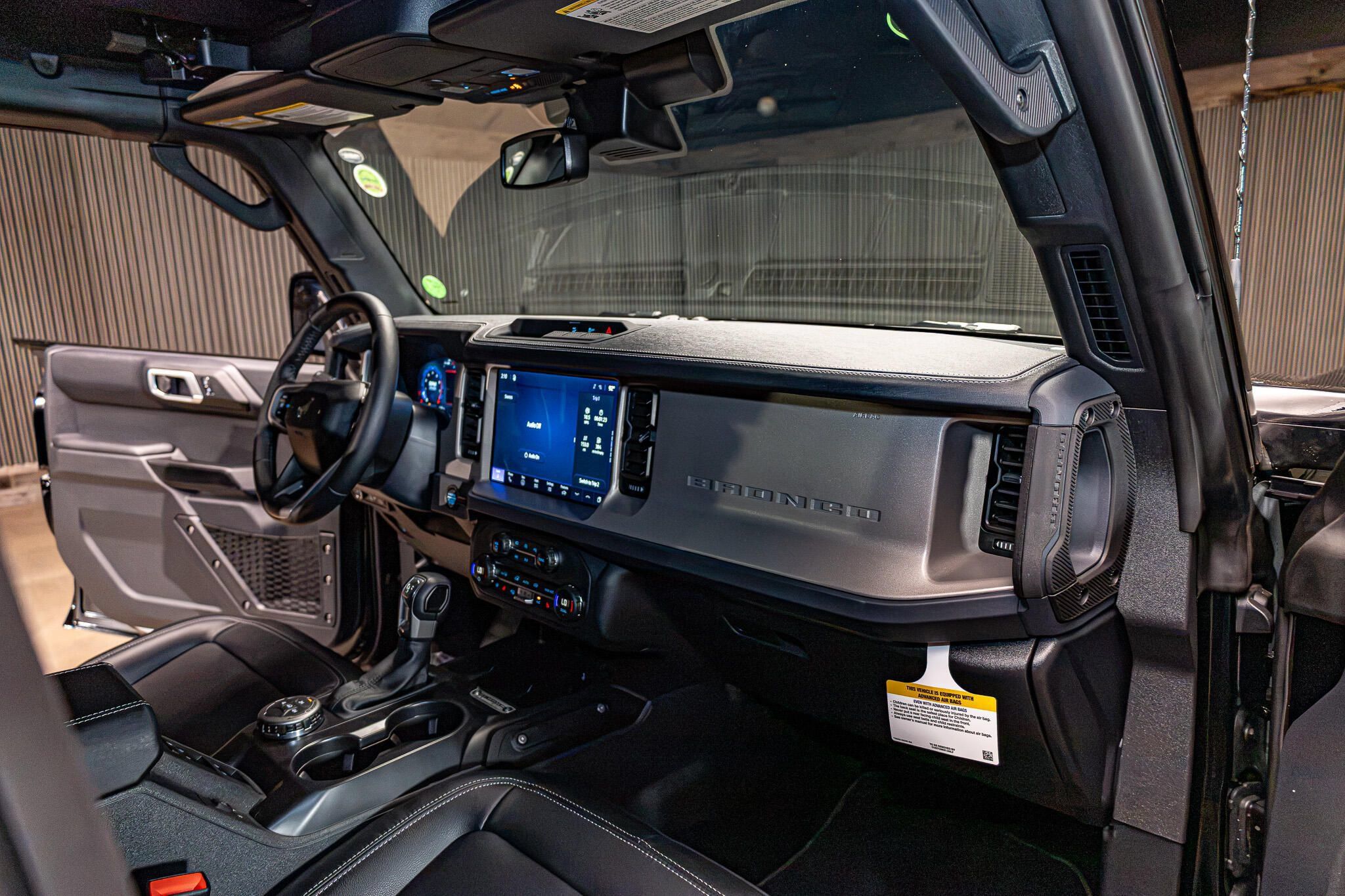 Used 2026 Ford Bronco Outer Banks AWD/4WD image 16