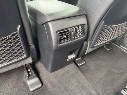 Used 2021 Toyota 4Runner Limited AWD/4WD image 13