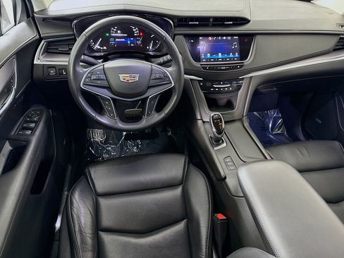 Used 2018 Cadillac XT5 Luxury image 17
