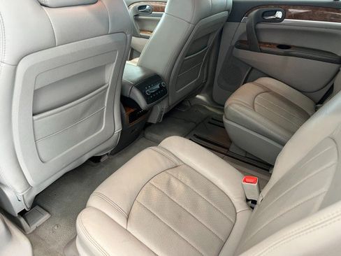 Used 2008 Buick Enclave CXL AWD/4WD image 23