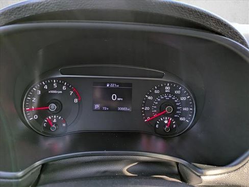 Used 2020 Kia Soul LX image 11