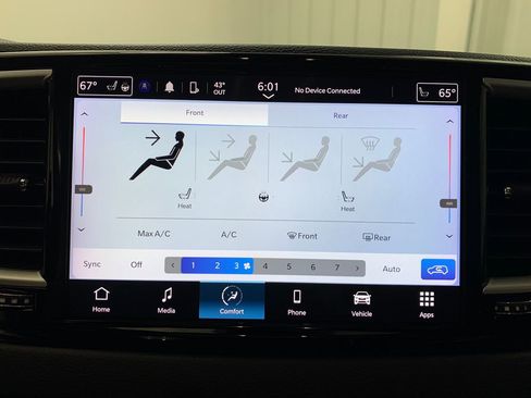 Used 2022 Chrysler Pacifica Touring-L image 29