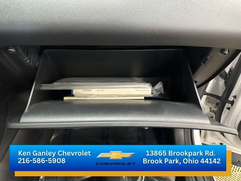 Used 2022 Hyundai Tucson SE AWD/4WD image 25