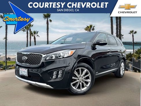 Used 2016 Kia Sorento SX w/ SXL Technology Package AWD/4WD image 1