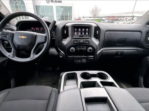 Used 2023 Chevrolet Silverado 1500 Custom AWD/4WD image 10