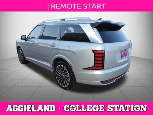 Used 2026 Hyundai Palisade Calligraphy FWD image 6
